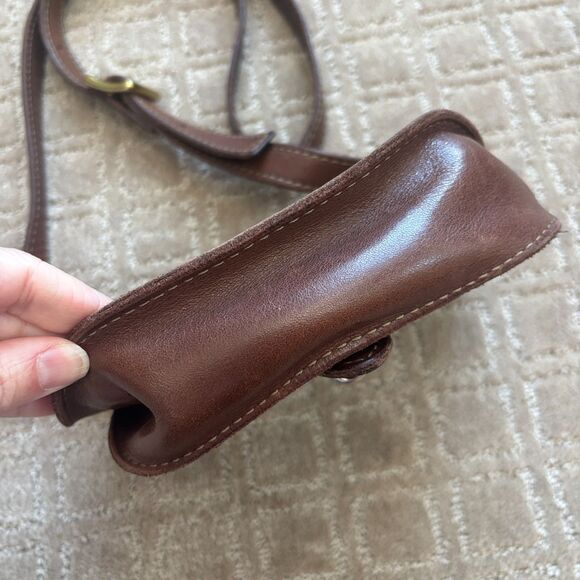 Fossil Brown Leather Austin Saddle Bag Crossbody Purse Cow Hide Staple Classic - Picture 5 of 9